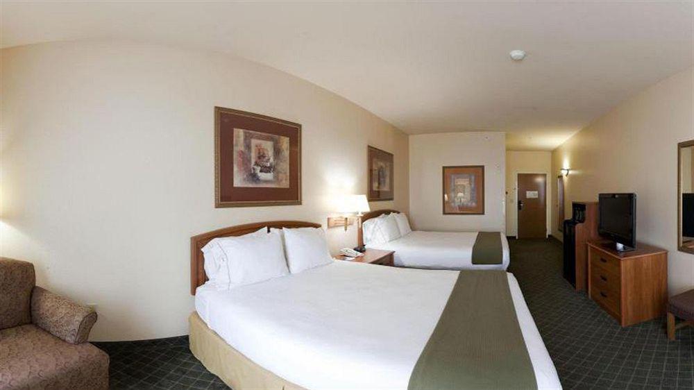 Holiday Inn Express Hotel And Suites Bastrop By Ihg Экстерьер фото